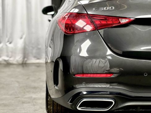 Used 2023 Mercedes-Benz C 300 4MATIC Sedan image 14