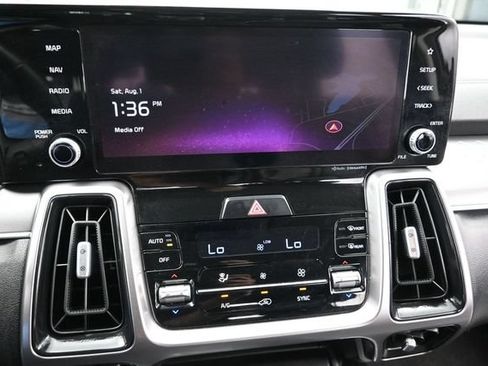 Used 2023 Kia Sorento S FWD image 10
