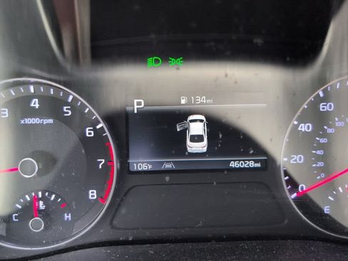 Used 2024 Kia Forte LXS w/ LXS Technology Package FWD image 8