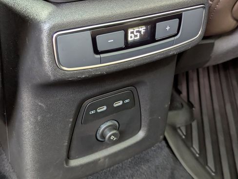 Used 2023 Audi Q4 e-tron Prestige w/ 20" Wheel Package image 25