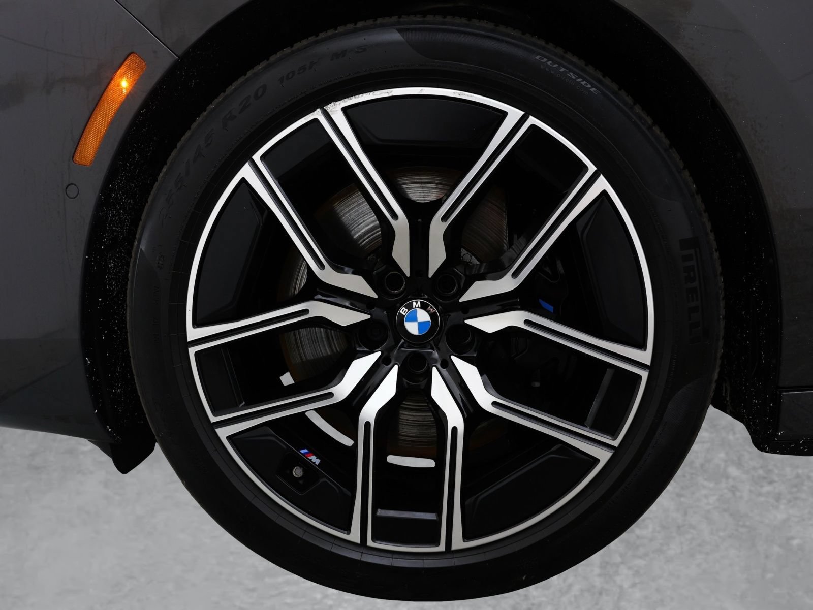 Used 2026 BMW 760i xDrive AWD/4WD image 8