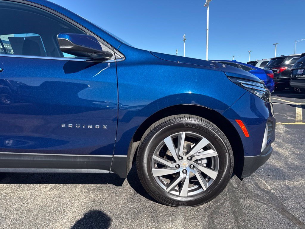 Used 2022 Chevrolet Equinox LT AWD/4WD image 15