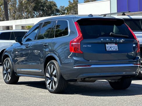 Certified 2023 Volvo XC90 T8 Ultimate w/ Lounge Package image 6