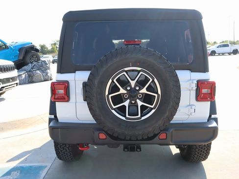 New 2025 Jeep Wrangler Unlimited Rubicon w/ Convenience Group image 21