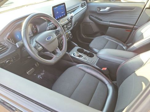 Certified 2023 Ford Escape ST-Line image 3