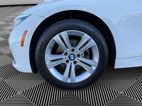 Used 2017 BMW 330i xDrive Sedan image 9