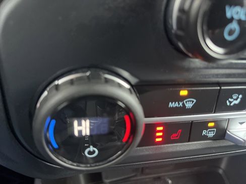 Used 2023 Ford Bronco Big Bend image 17