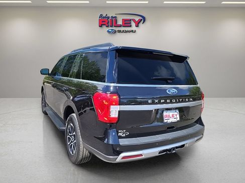 Used 2024 Ford Expedition XLT AWD/4WD image 3