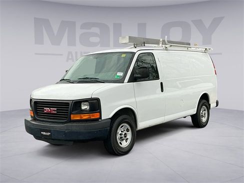 Used 2014 GMC Savana 3500 image 1