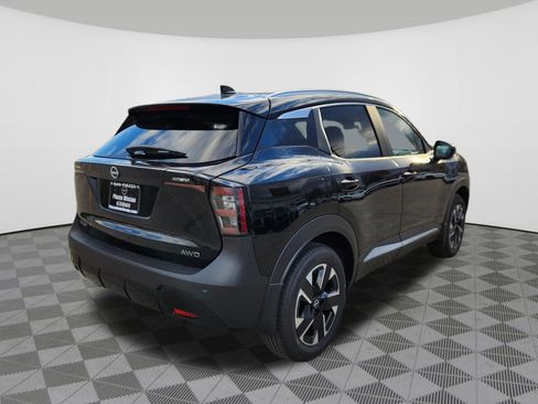 Used 2026 Nissan Kicks SV w/ Cold Weather Package AWD/4WD image 6