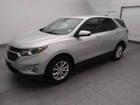 Used 2021 Chevrolet Equinox LT FWD image 2