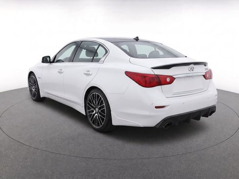 Used 2014 INFINITI Q50 Hybrid w/ Deluxe Technology Package RWD image 5