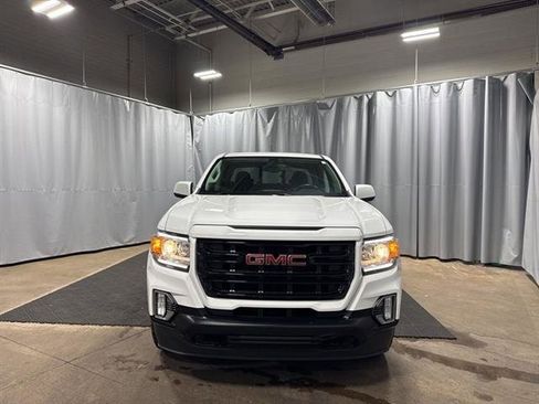 Certified 2022 GMC Canyon Elevation w/ Trailering Package image 2