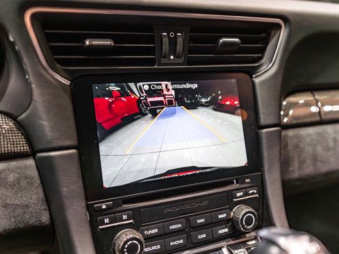 Used 2018 Porsche 911 GT3 image 18