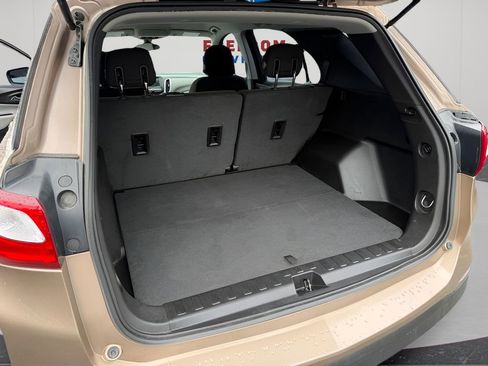 Used 2019 Chevrolet Equinox LS AWD/4WD image 26