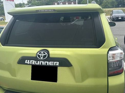 Used 2023 Toyota 4Runner TRD Off-Road Premium w/ Off Road Premium Plus Package AWD/4WD image 5