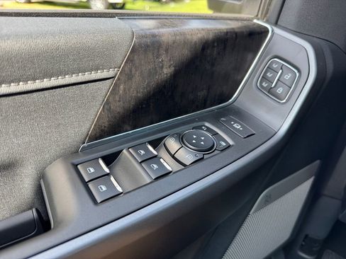 New 2025 Ford F350 Lariat w/ Lariat Ultimate Package image 23