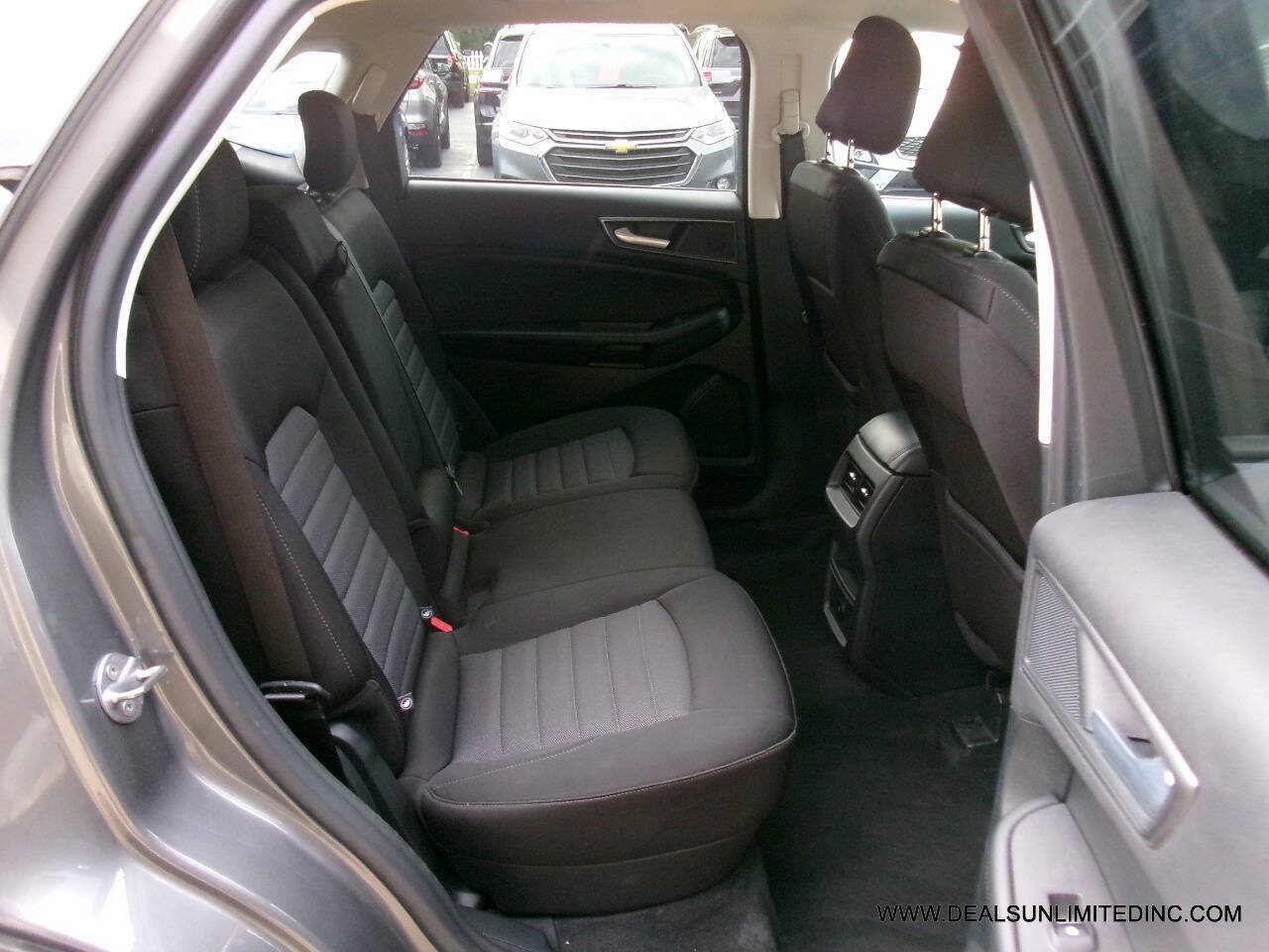 Used 2023 Ford Edge SE AWD/4WD image 19