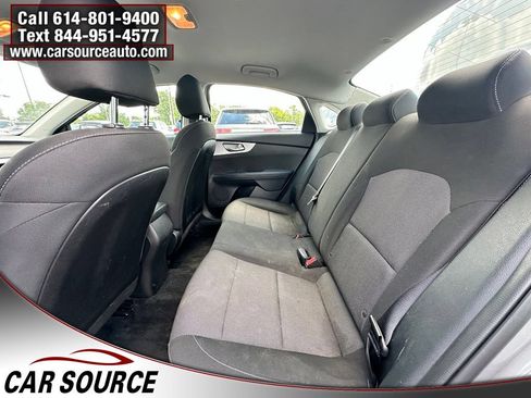 Used 2022 Kia Forte LXS FWD image 15