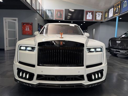 Used 2026 Rolls-Royce Cullinan AWD/4WD image 3
