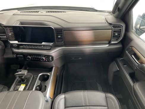 Certified 2023 Chevrolet Silverado 1500 High Country w/ High Country Premium Package image 20