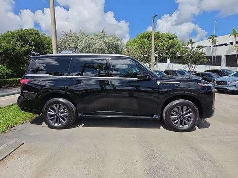 Used 2025 INFINITI QX80 Pure RWD image 4