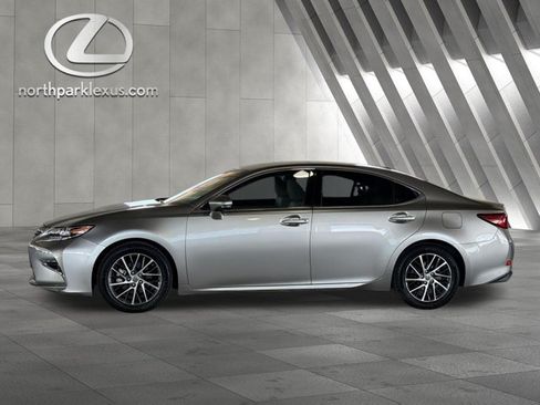 Used 2018 Lexus ES 350 w/ Luxury Package w/Wood Trim FWD image 1