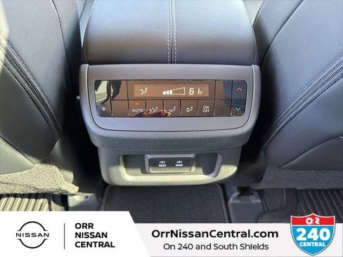 New 2026 Nissan Pathfinder SL image 18