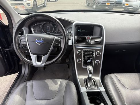 Used 2016 Volvo XC60 T5 Premier AWD/4WD image 9