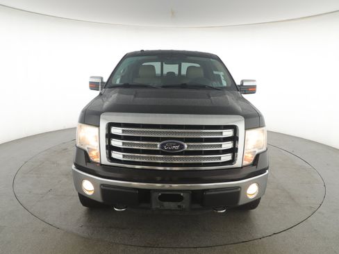 Used 2013 Ford F150 Lariat w/ Lariat Chrome Pkg image 2