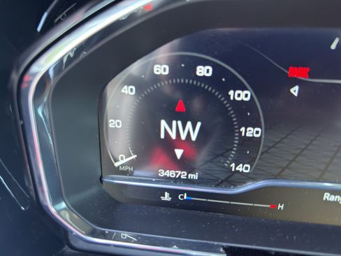 Used 2023 GMC Sierra 1500 SLT w/ SLT Premium Plus Package image 15