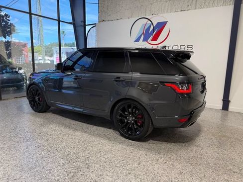 Used 2022 Land Rover Range Rover Sport HST AWD/4WD image 2