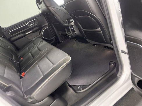 Used 2024 RAM 1500 Laramie AWD/4WD image 15