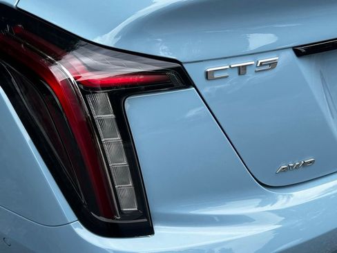 Used 2025 Cadillac CT5 V w/ Technology Package AWD/4WD image 11