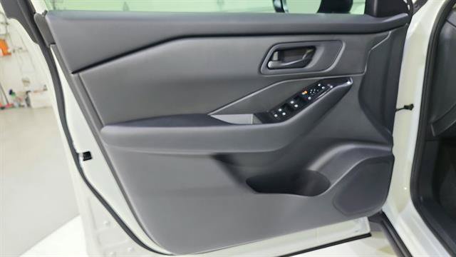 New 2027 Nissan Rogue S FWD image 19