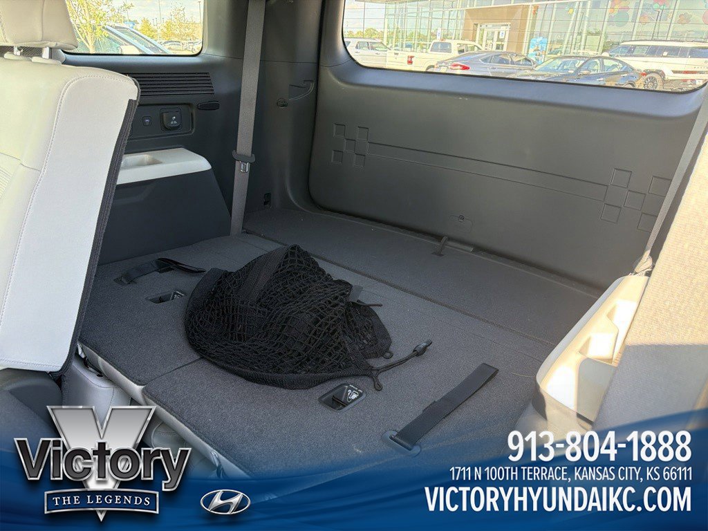 Used 2024 Hyundai Santa Fe Limited FWD image 10