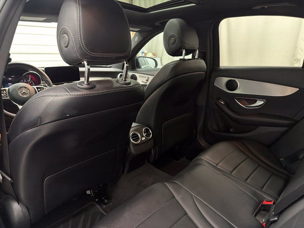 Certified 2019 Mercedes-Benz C 300 Sedan image 22