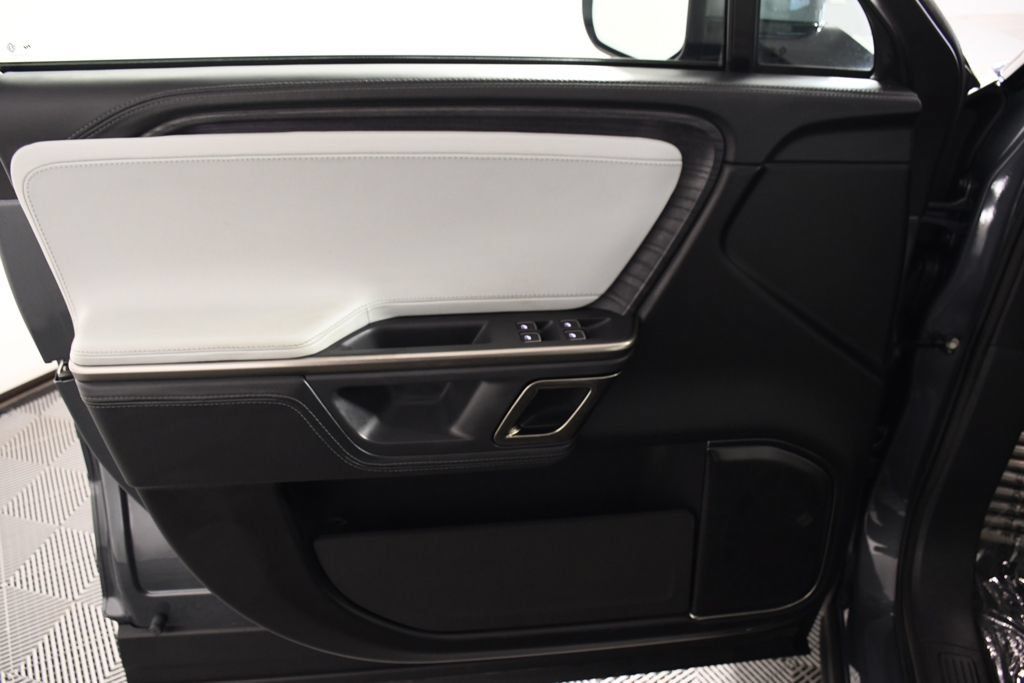 Used 2024 Rivian R1S Adventure Quad AWD/4WD image 14