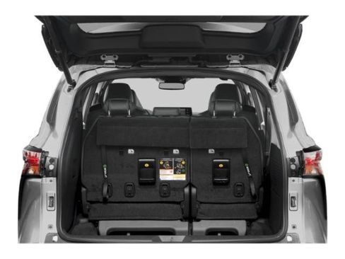 Used 2023 Toyota Sienna Platinum image 11