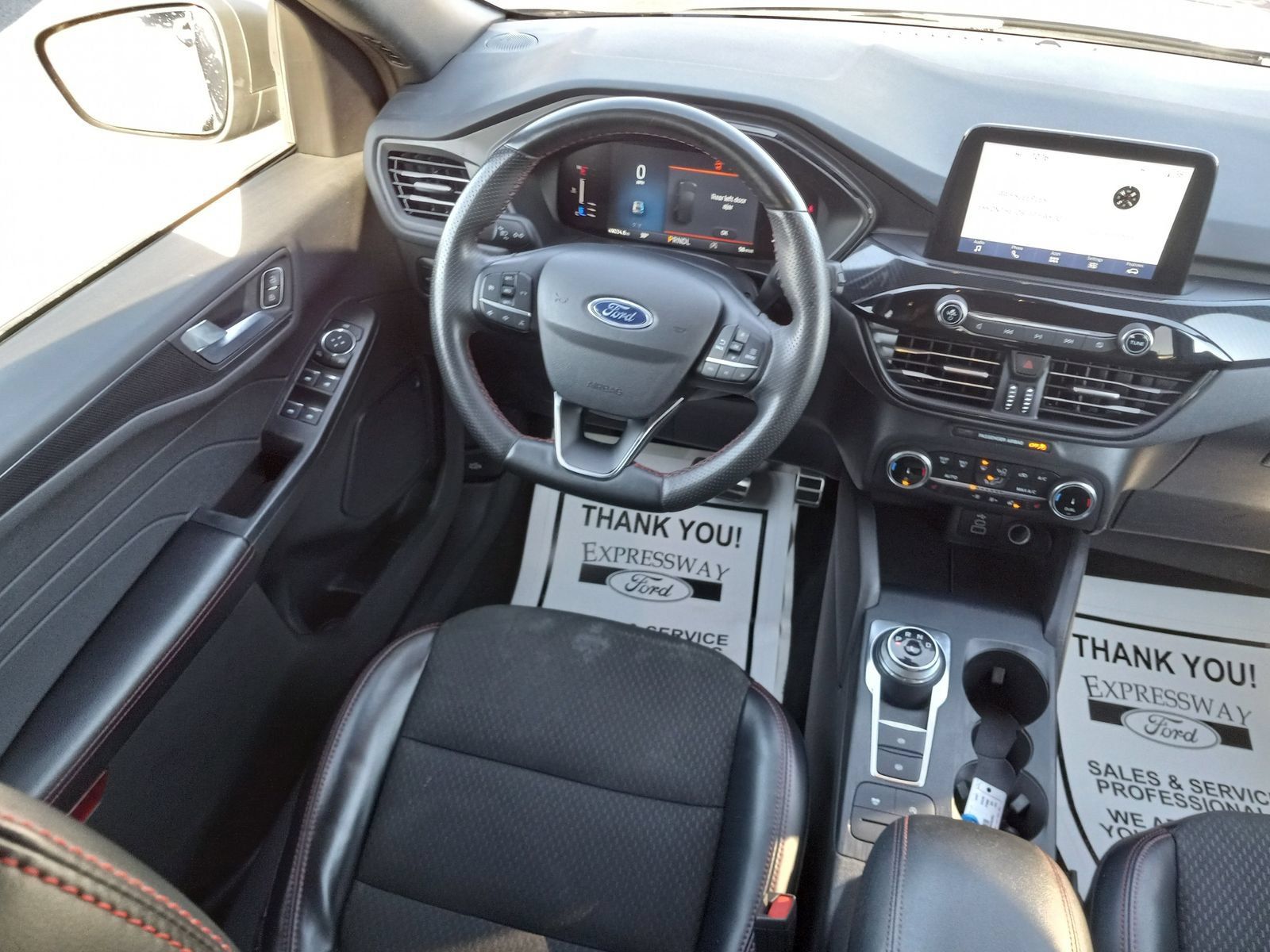 Used 2024 Ford Escape ST-Line w/ Cold Weather Package FWD image 15