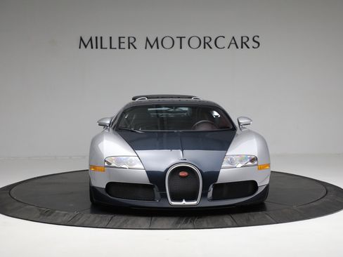 Used 2006 Bugatti Veyron image 12