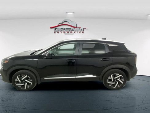 Used 2025 Nissan Kicks SV image 16