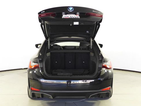 Used 2023 BMW i4 eDrive40 RWD image 10