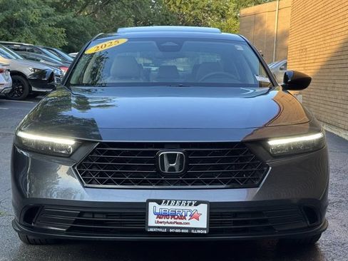 Used 2025 Honda Accord SE image 31