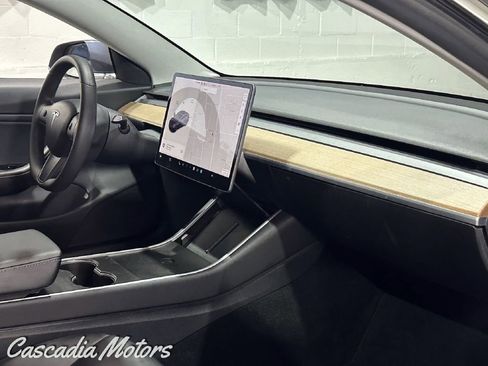 Used 2019 Tesla Model 3 Long Range AWD/4WD image 19