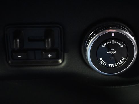 New 2025 Lincoln Navigator Reserve w/ Jet Appearance Package image 30