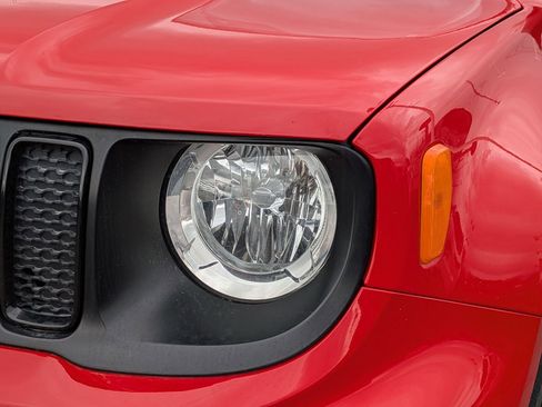 Used 2021 Jeep Renegade Sport image 12