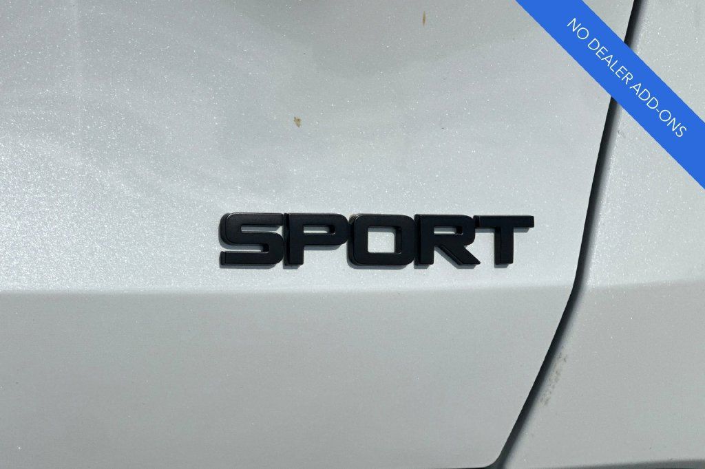Certified 2027 Honda HR-V Sport image 32