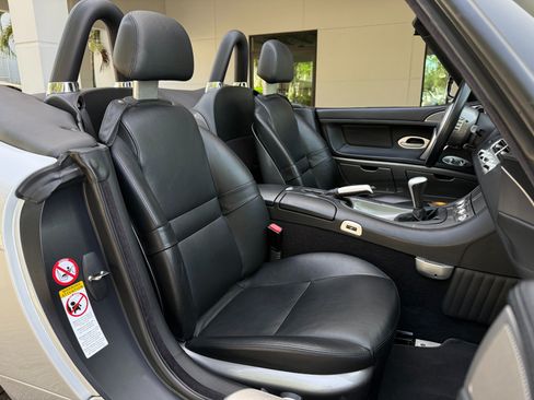 Used 2002 BMW Z8 RWD image 44