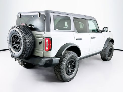 Used 2022 Ford Bronco Wildtrak image 9